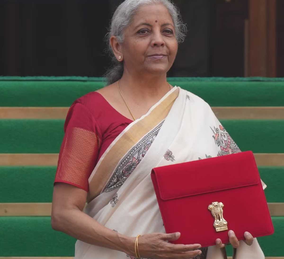 निर्मला सीतारमण के आठवें बजट भाषण की झलकियां